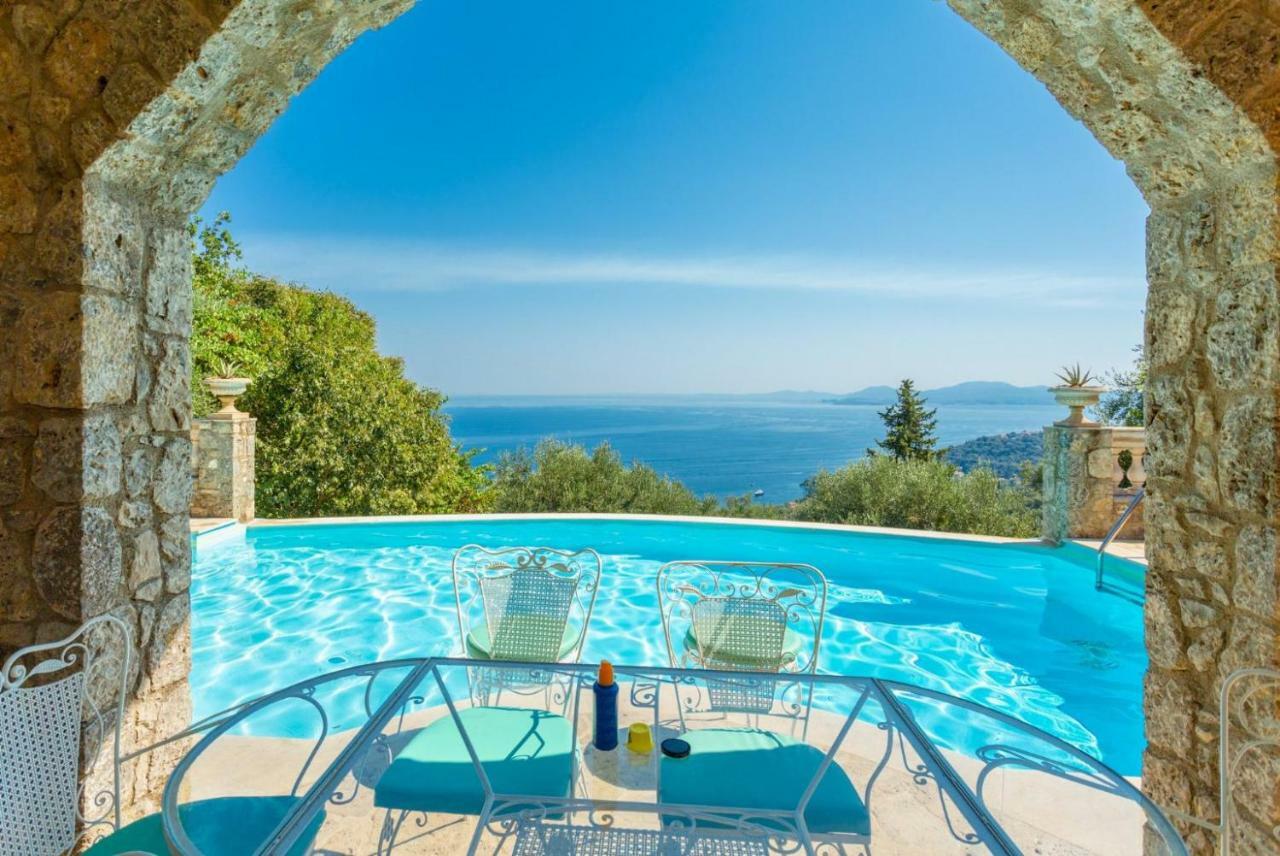 Astarti Villa
